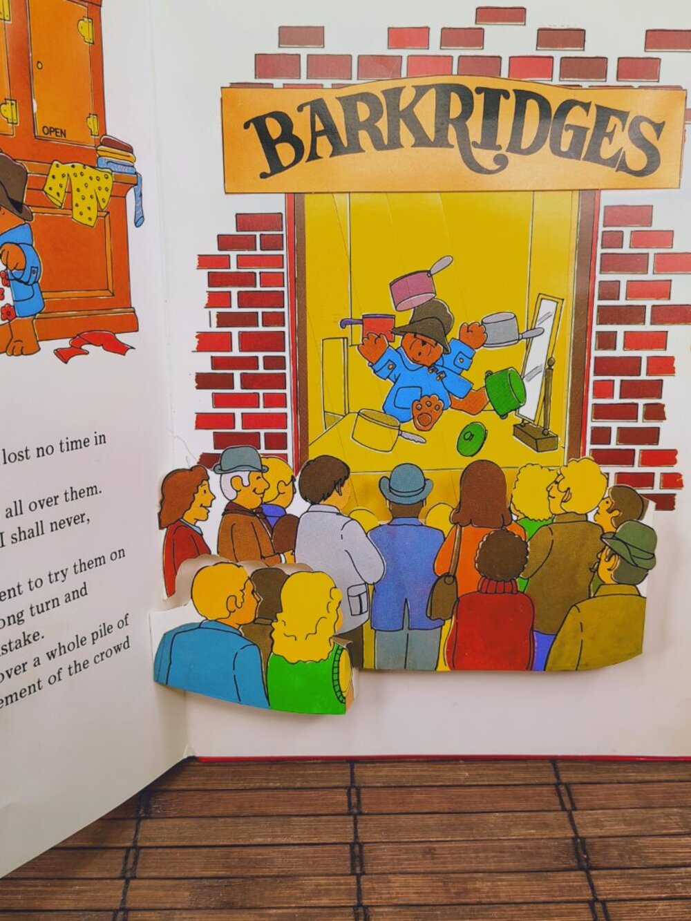 Vintage Paddington's Pop-Up Book Michael Bond Hardcover - Picture 6 of 9